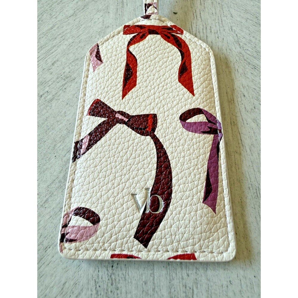 Vera Bradley Faux Leather Essential Luggage ID Tag Rows Of Bows New With Tags - Picture 3 of 4